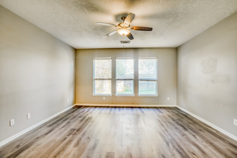 1,995/Mo, 6206 Lovage Ave Crosby, TX 77532 Main Bedroom View