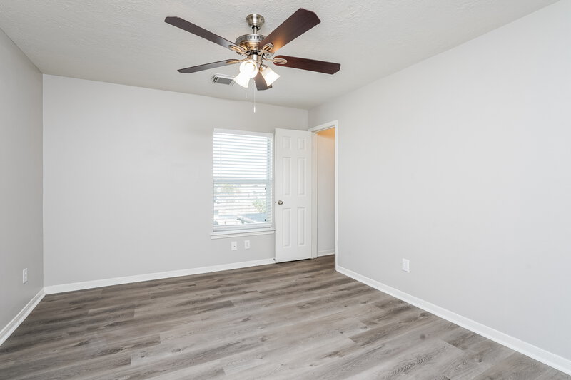 2,715/Mo, 6206 Lovage Ave Crosby, TX 77532 Main Bedroom View