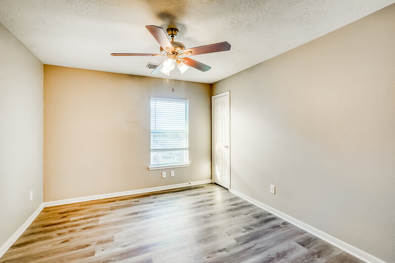 1,995/Mo, 6206 Lovage Ave Crosby, TX 77532 Bedroom View