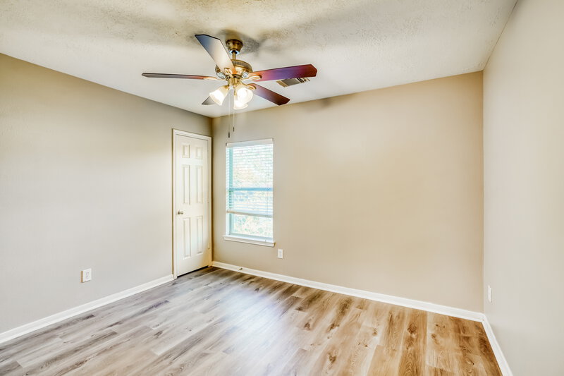 1,995/Mo, 6206 Lovage Ave Crosby, TX 77532 Bedroom View 2