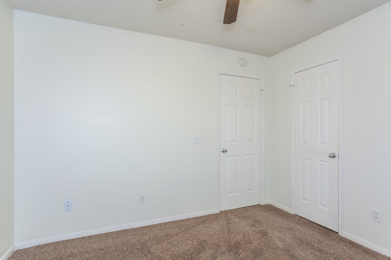 2,385/Mo, 4015 Elmwood Dr Pearland, TX 77584 Bedroom View 3