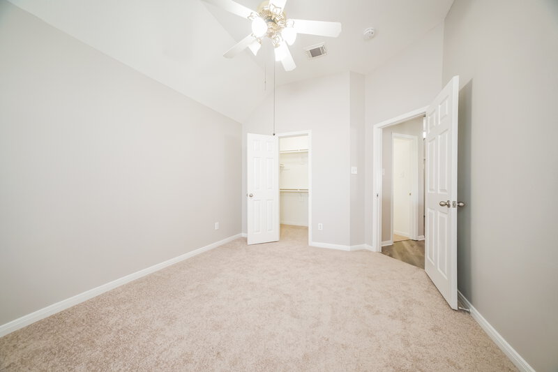 2,525/Mo, 11727 Newlands Ct Tomball, TX 77377 Bedroom View 2