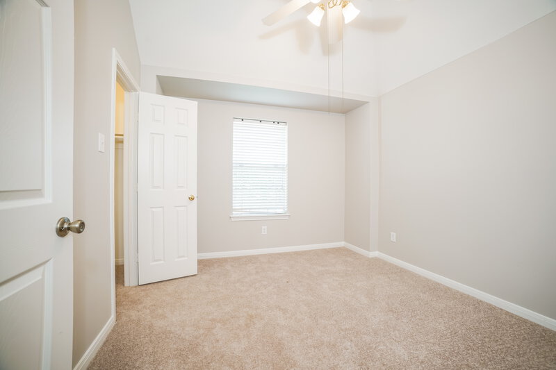 2,525/Mo, 11727 Newlands Ct Tomball, TX 77377 Bedroom View 3