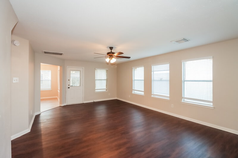 2,225/Mo, 5014 Amorgas Isle Dr Spring, TX 77388 Family Room View