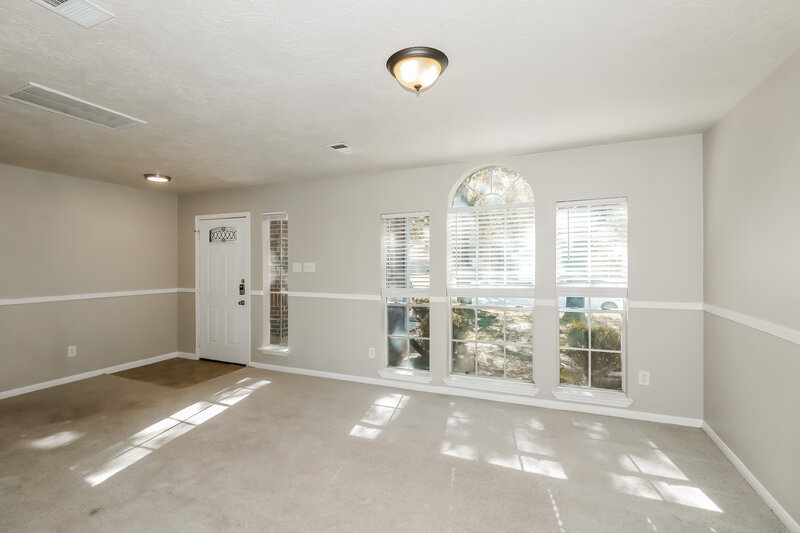 1,975/Mo, 17806 Oakland Mills Dr Richmond, TX 77407 Living Room View