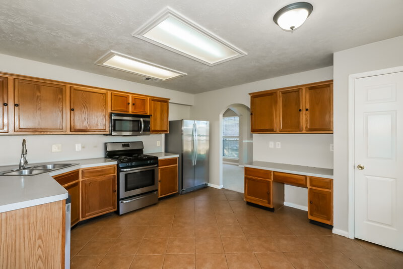 1,975/Mo, 17806 Oakland Mills Dr Richmond, TX 77407 Kitchen View