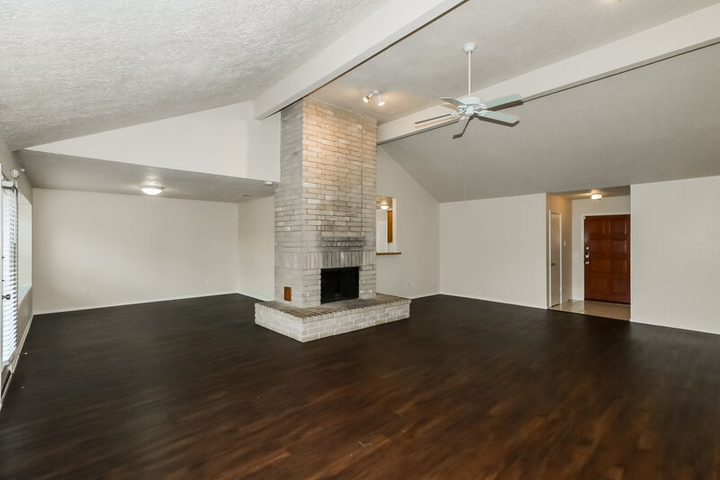 2,145/Mo, 1331 Three Forks Dr Katy, TX 77450 Living Room View