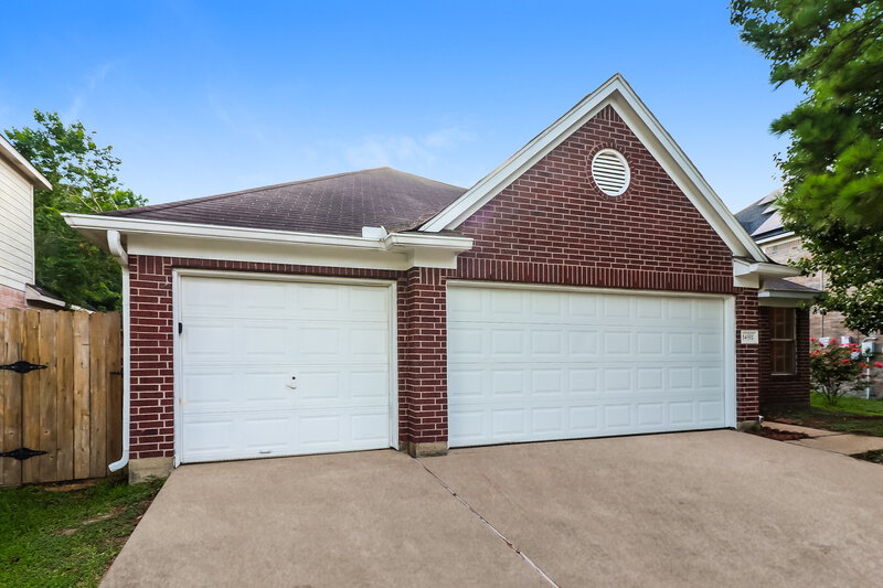 2,390/Mo, 14511 Heron Marsh Dr Cypress, TX 77429 Front View