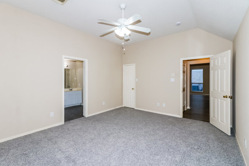 2,390/Mo, 14511 Heron Marsh Dr Cypress, TX 77429 Main Bedroom View 2