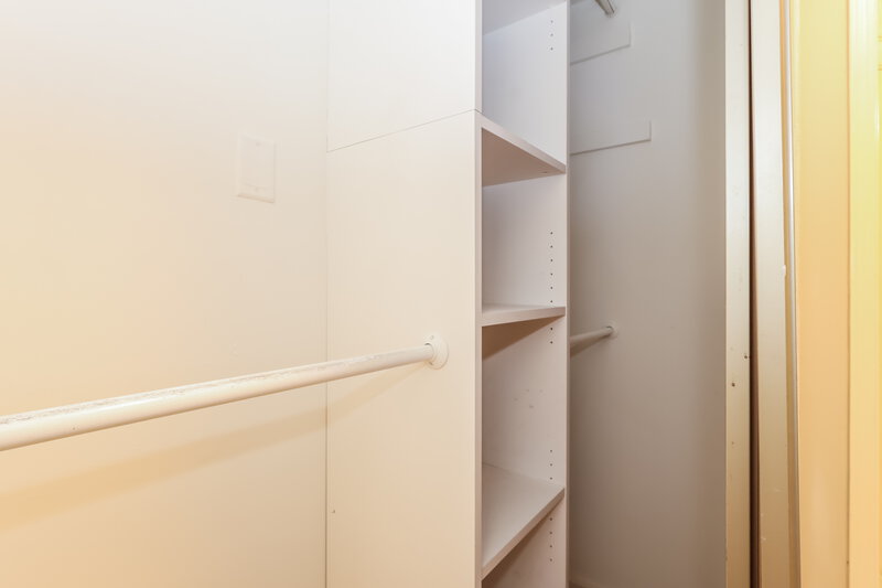 1,740/Mo, 38 Camberwell Ct Spring, TX 77380 Walk In Closet View