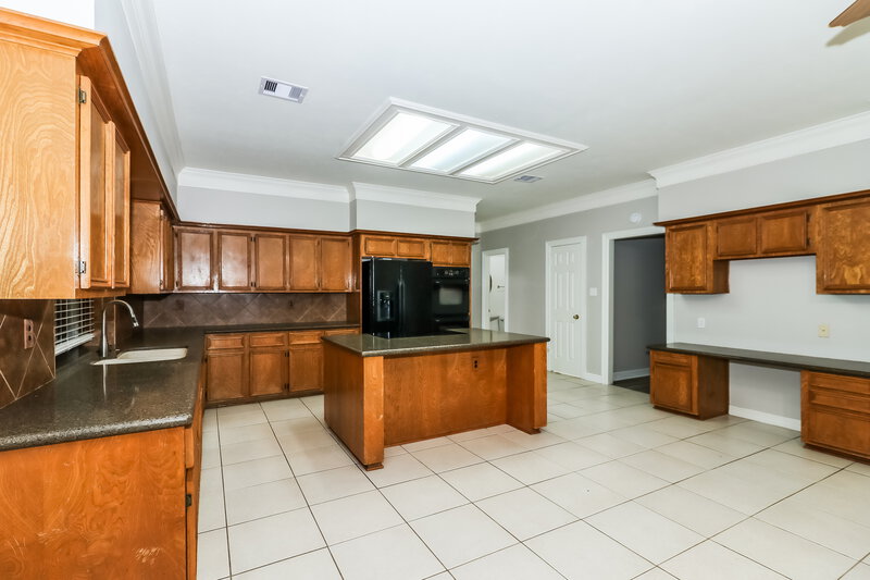 2,330/Mo, 2657 Concord Dr League City, TX 77573 Kitchen View 2