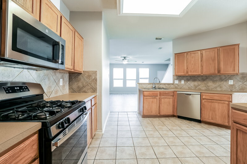 2,650/Mo, 12315 English Brook Cir Humble, TX 77346 Kitchen View