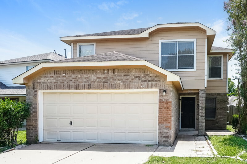 1,715/Mo, 7423 Village Lake Dr Cypress, TX 77433 Front View