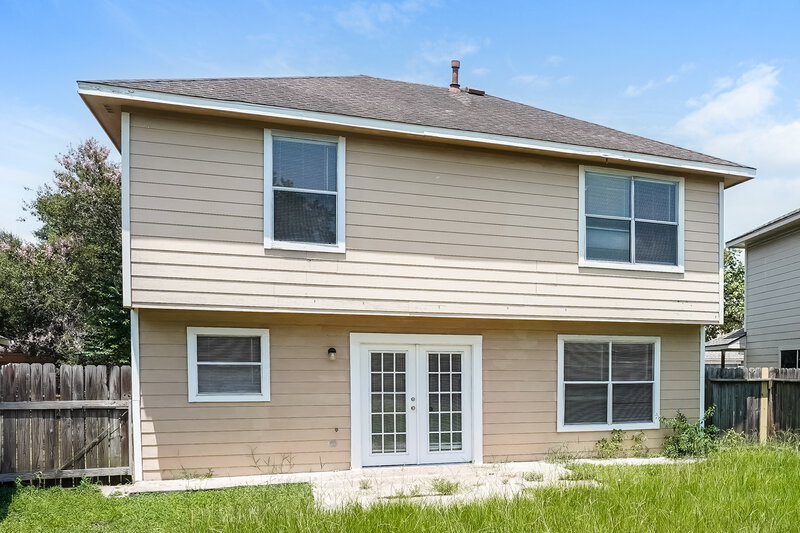 1,715/Mo, 7423 Village Lake Dr Cypress, TX 77433 Rear View