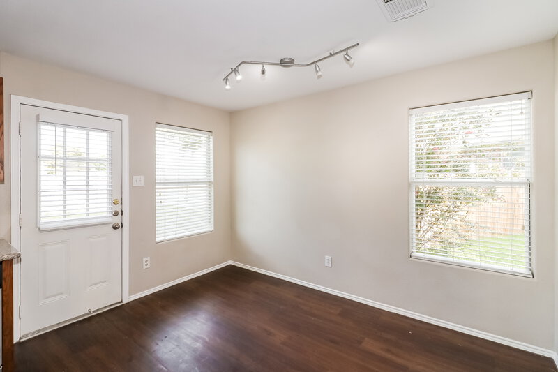 1,915/Mo, 7510 American Holly Ct Cypress, TX 77433 Breakfast Nook View