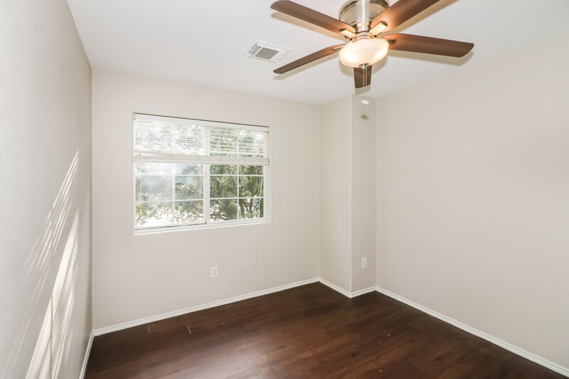 1,915/Mo, 7510 American Holly Ct Cypress, TX 77433 Bedroom View 3