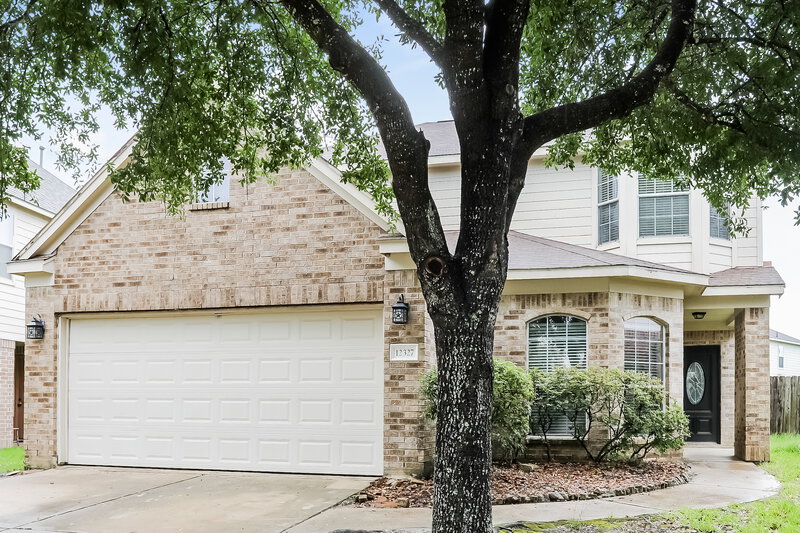 2,430/Mo, 12327 Landsdown Ridge Way Humble, TX 77346 Front View