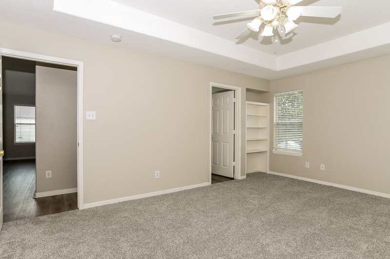 2,430/Mo, 12327 Landsdown Ridge Way Humble, TX 77346 Main Bedroom View