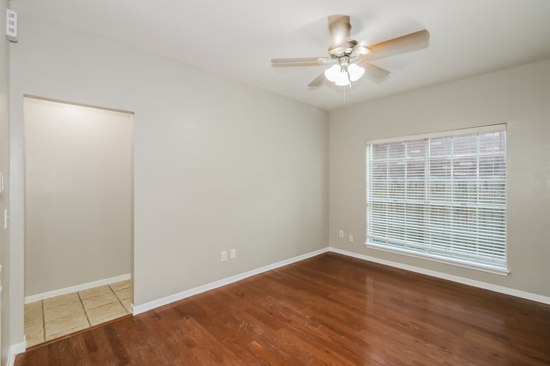 1,755/Mo, 9423 Bayou Bluff Dr Spring, TX 77379 Dining Room View