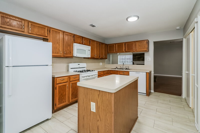 1,755/Mo, 9423 Bayou Bluff Dr Spring, TX 77379 Kitchen View