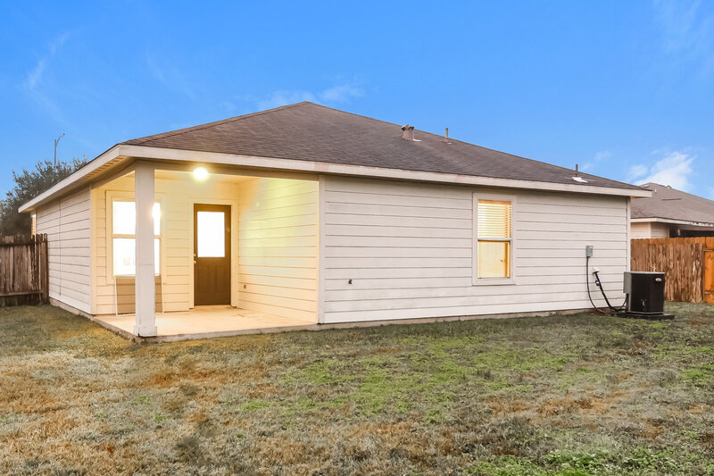 1,810/Mo, 28946 Village Creek Loop Spring, TX 77386 Rear View