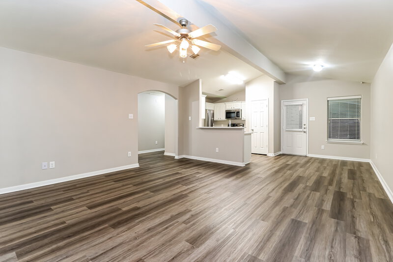 1,915/Mo, 4266 Medina River Loop Spring, TX 77386 Living Room View 4