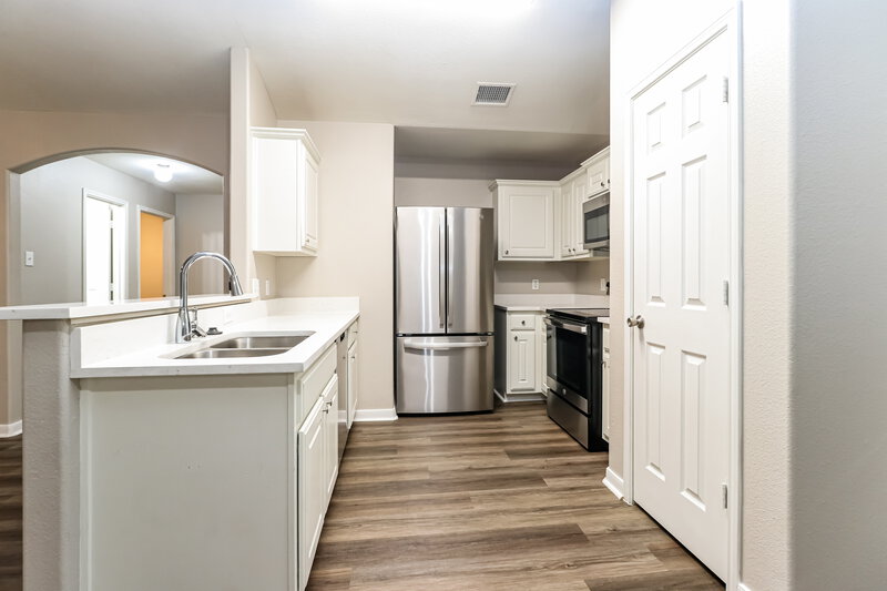 1,915/Mo, 4266 Medina River Loop Spring, TX 77386 Kitchen View