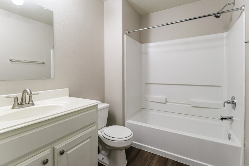 1,915/Mo, 4266 Medina River Loop Spring, TX 77386 Bathroom View