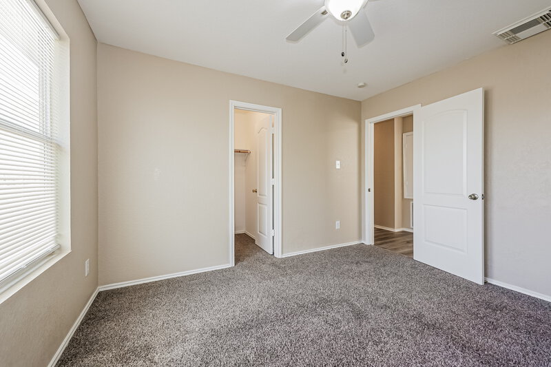 1,885/Mo, 12718 Blue Timbers Ct Houston, TX 77044 Bedroom View 2