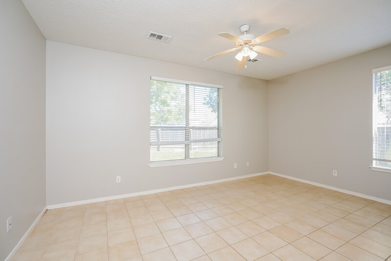 1,865/Mo, 20126 Rolling Hills Ln Katy, TX 77449 Main Bedroom View 2