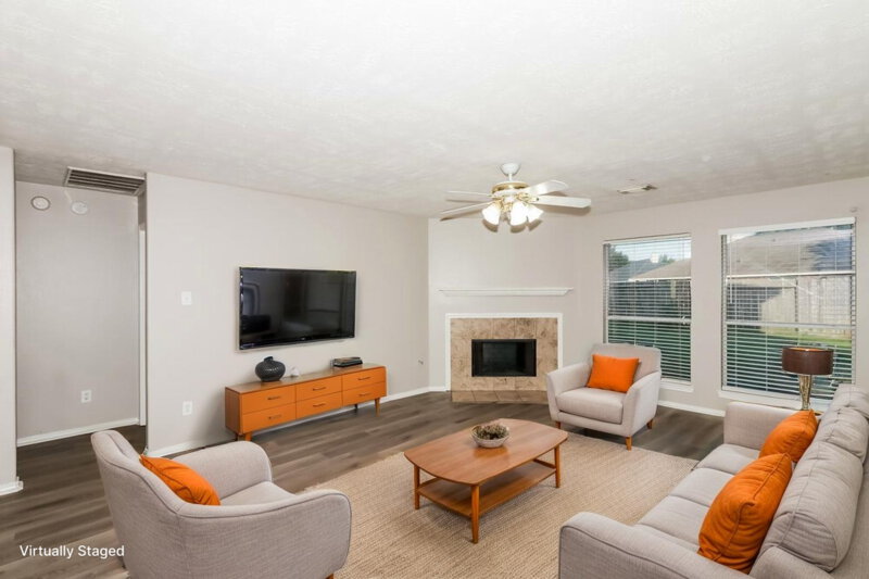 2,195/Mo, 16707 Great Oaks Glen Dr Houston, TX 77083 Misc View