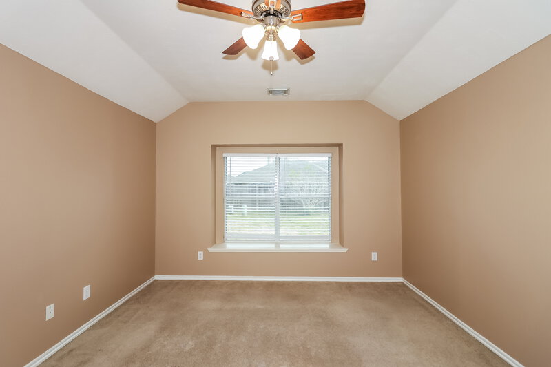 2,320/Mo, 16707 Great Oaks Glen Dr Houston, TX 77083 Main Bedroom View