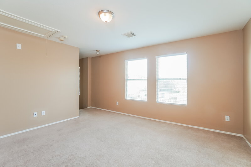 1,780/Mo, 706 Harpswell Ln Houston, TX 77073 Loft View