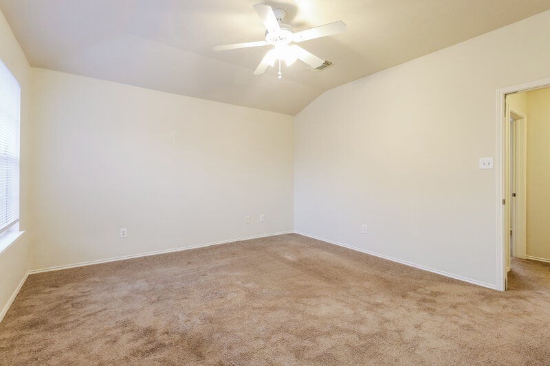 1,765/Mo, 20150 Deerbrook Park Blvd Humble, TX 77338 Bedroom View 2