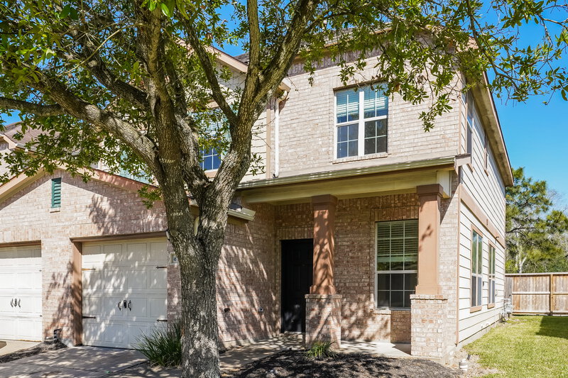 1,780/Mo, 8131 Barnes Ridge Ln Houston, TX 77072 Front View