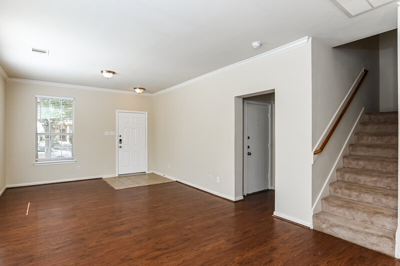 1,840/Mo, 8131 Barnes Ridge Ln Houston, TX 77072 Living Room View 2