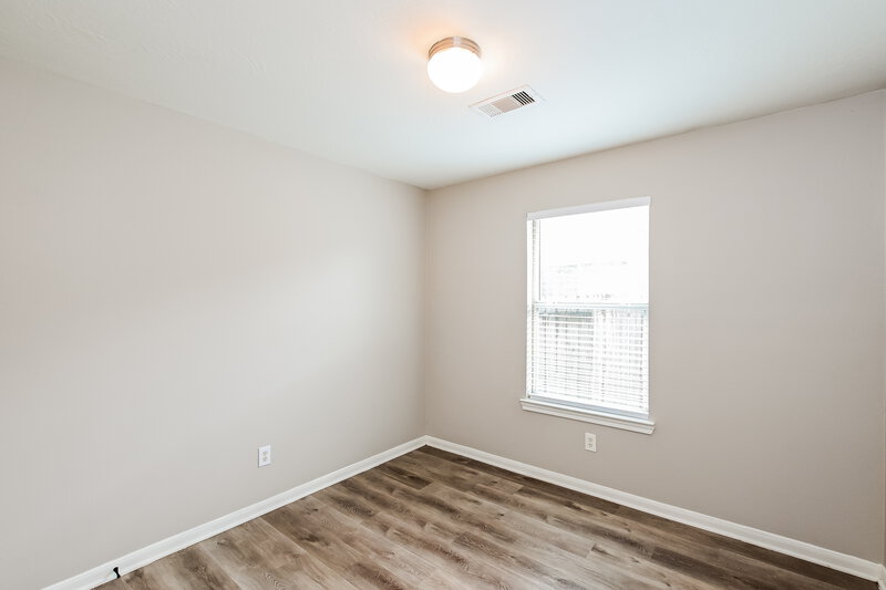 1,635/Mo, 10743 Jordan Heights Dr Houston, TX 77016 Bedroom View 3