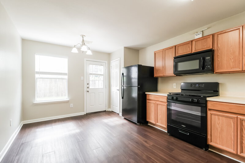 1,655/Mo, 21030 Brannon Hill Ln Humble, TX 77338 Kitchen View 2
