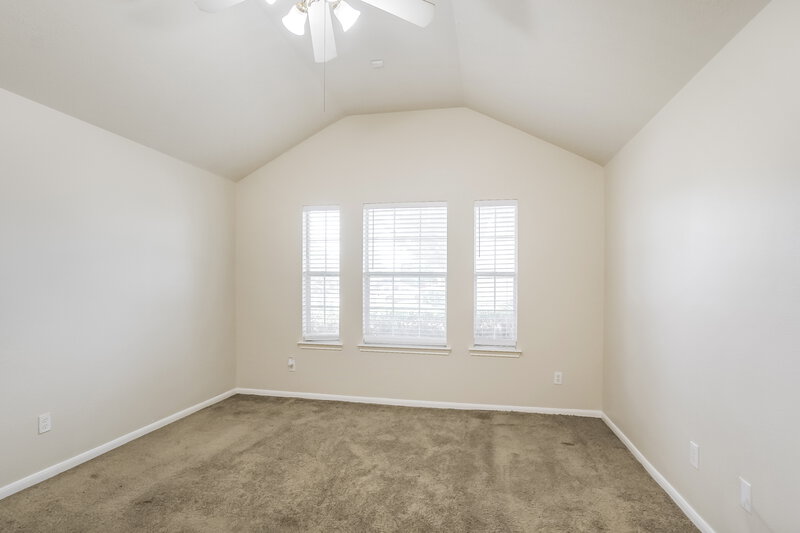 1,810/Mo, 415 Thornwilde Park Ln Houston, TX 77073 Main Bedroom View