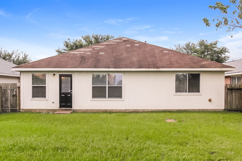1,810/Mo, 415 Thornwilde Park Ln Houston, TX 77073 Rear View