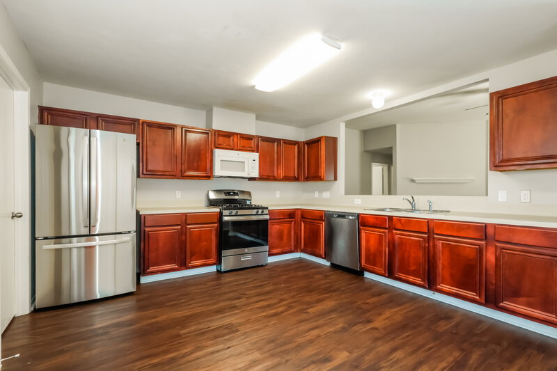 1,760/Mo, 16207 Imperial Forest Ln Houston, TX 77073 Kitchen View 2
