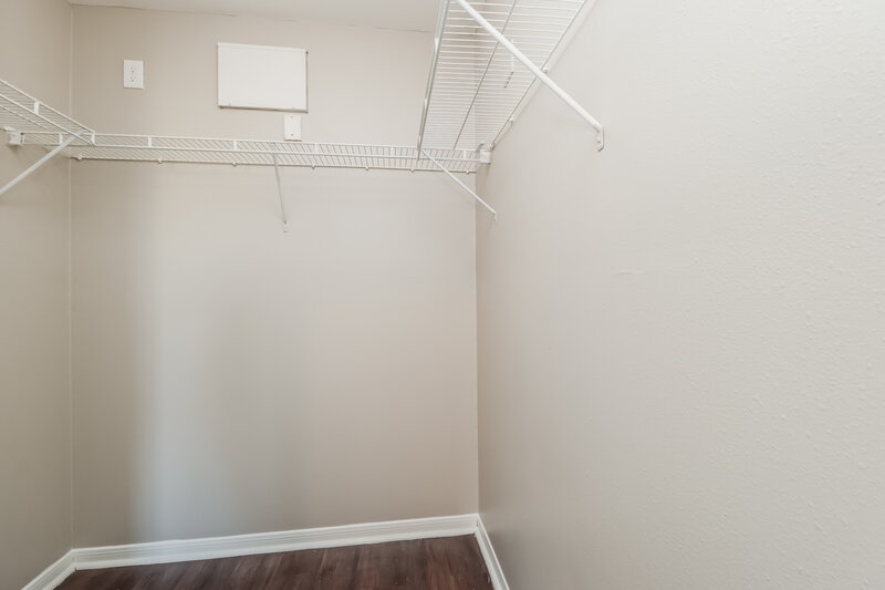 1,860/Mo, 16207 Imperial Forest Ln Houston, TX 77073 Walk In Closet View