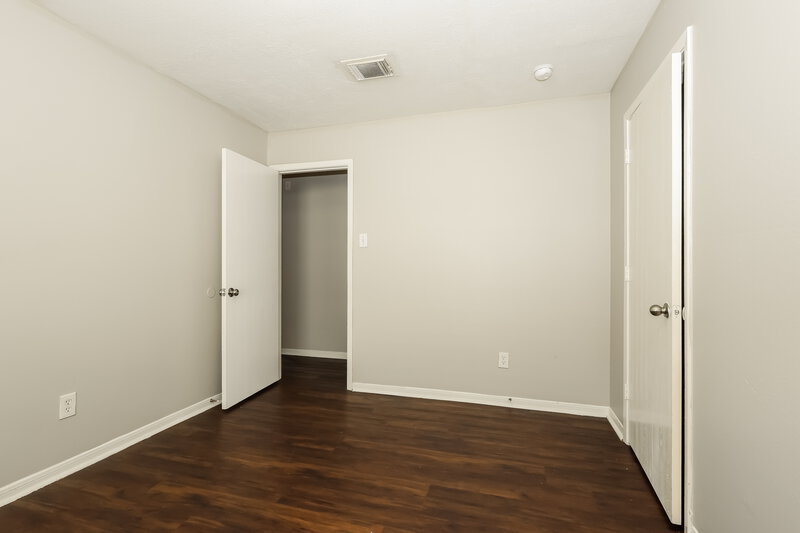 1,760/Mo, 16207 Imperial Forest Ln Houston, TX 77073 Bedroom View