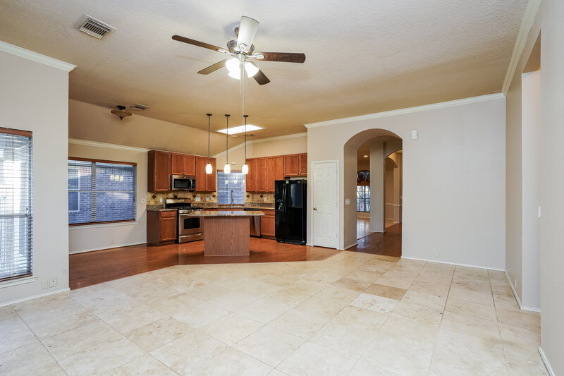 1,955/Mo, 11023 Sentry Ct Houston, TX 77065 Living Room View 2