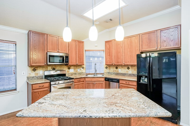 1,955/Mo, 11023 Sentry Ct Houston, TX 77065 Kitchen View