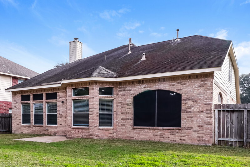 2,425/Mo, 14958 Cabin Run Ln Sugar Land, TX 77498 Rear View