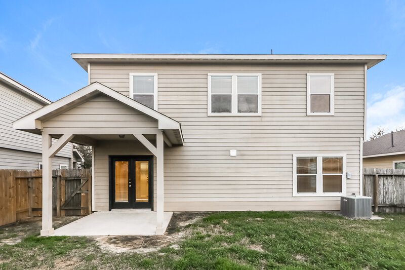 2,150/Mo, 19758 Crossfalls Ln Cypress, TX 77433 Rear View