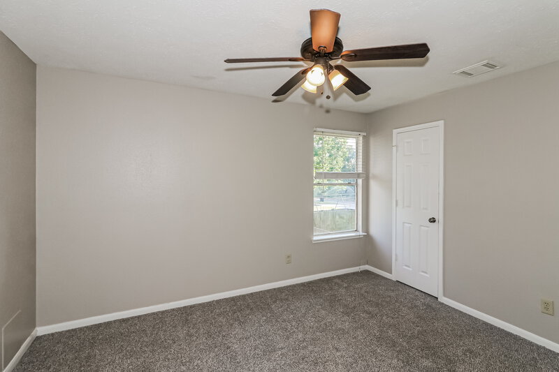 2,095/Mo, 15815 Spruce River Ct Sugar Land, TX 77498 Bedroom View 2