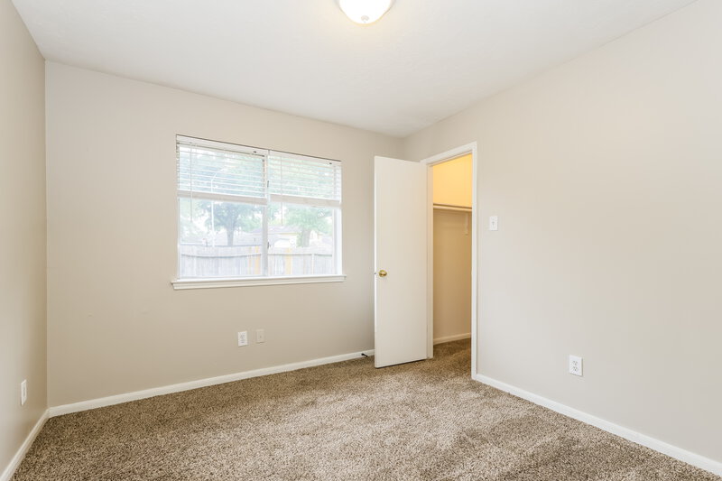1,735/Mo, 12119 Bowsman Dr Tomball, TX 77377 Bedroom View 2