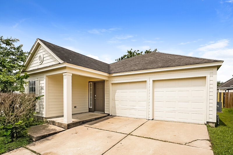 1,935/Mo, 11748 Logan Ridge Dr Houston, TX 77072 Front View